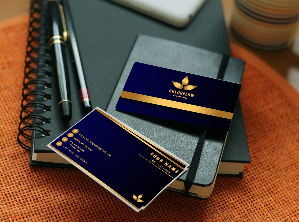 会社設立後の名刺でチャンスを掴む！作成のタイミングや方法を解説